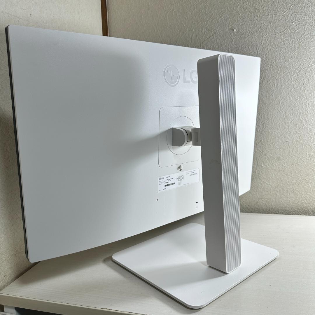 LG 4K 27インチ 液晶モニター