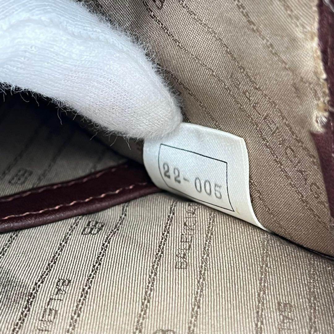 バレンシアガ ハンドバッグ ビジネスバッグ ロゴ型押し レザー 茶色 A4可能