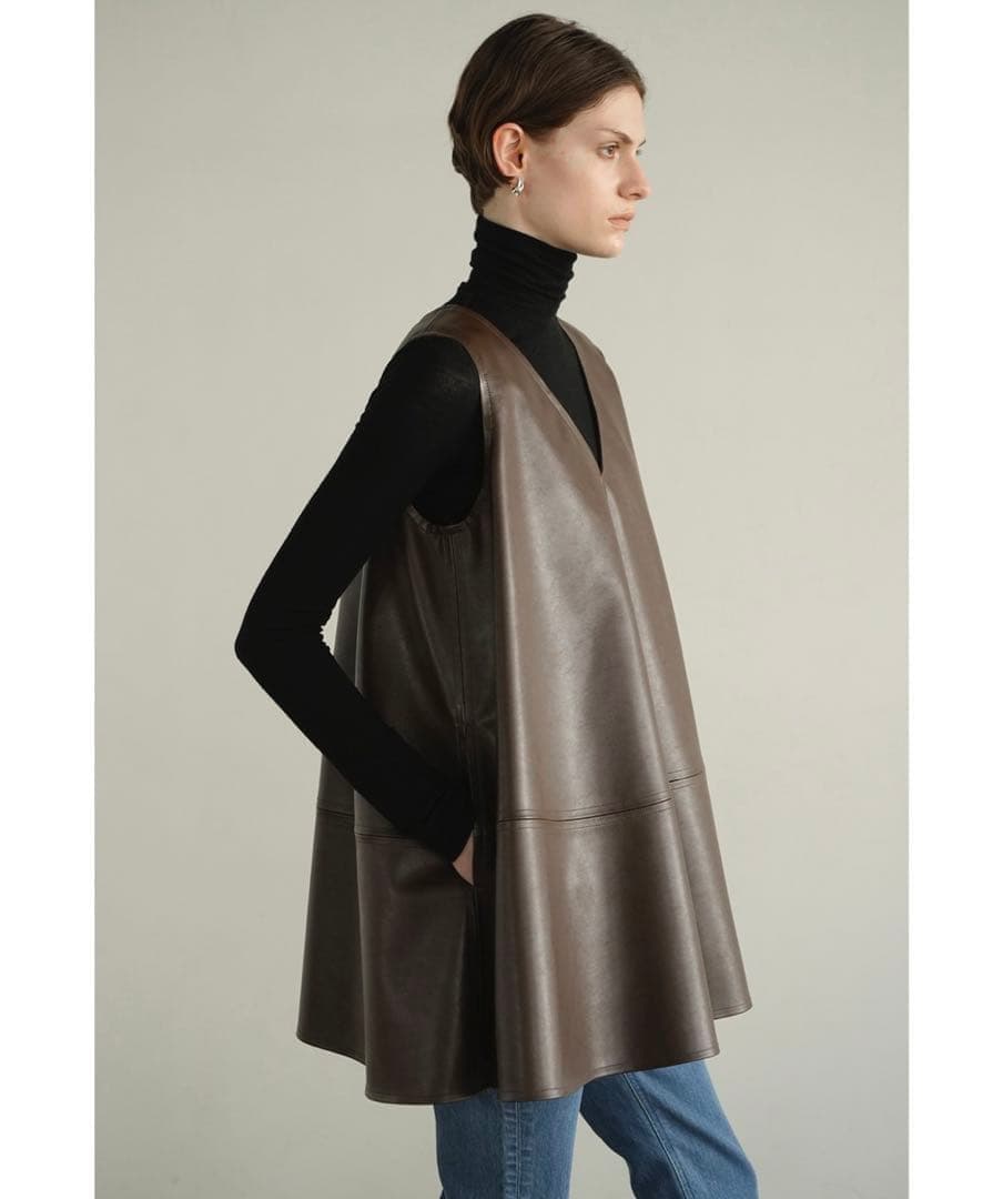 トップス CLANE W FACE VEGAN LEATHER FLARE TOPS