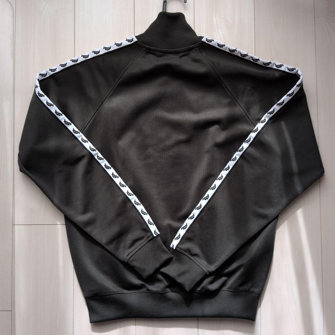 Fred Perry ダークグリーン ジャケット