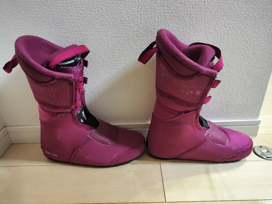 アトミック HAWX 110 ULTRA XTD 23.5cmTLTスキーブーツ