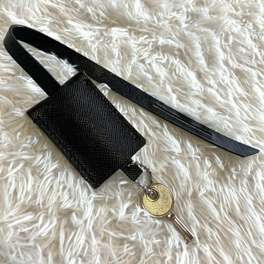 【美品】Burberry 高級ビジネスバッグ　ダレスバッグ　鍵付き