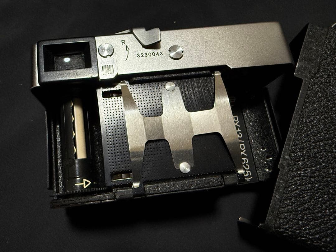 Rollei 35 ストラップ　ケース付属