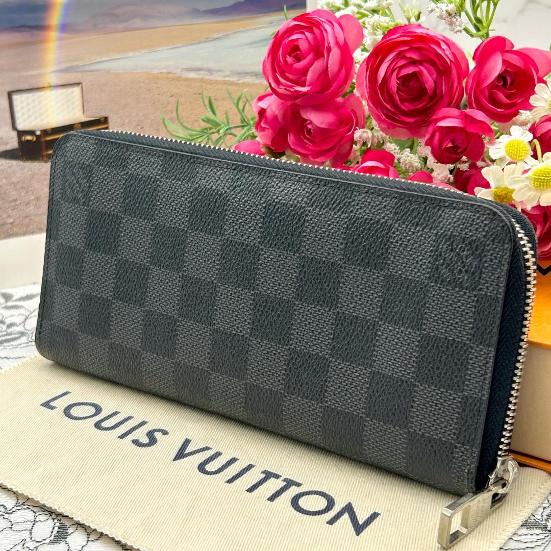 ★極美品★　ルイヴィトン　ダミエグラフィット　ヴェルティカル　ジッピーウォレット