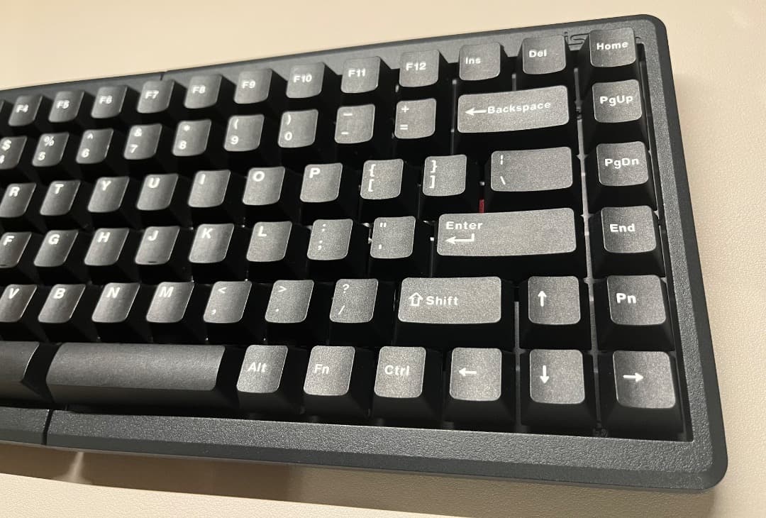 Mistel MD770 RGB US配列　シルバー軸