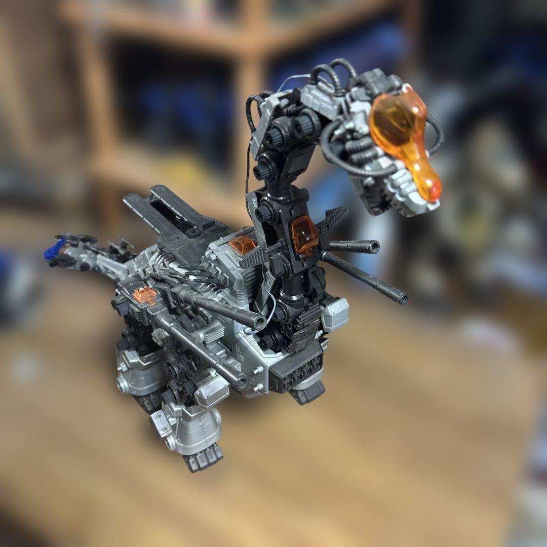 O*U様 TOMY ゾイド　ウルトラザウルス　② ジャンク