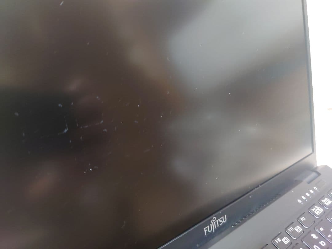 富士通Lifebook WU-X/E3 i7-1165G7 600g台世界最軽量