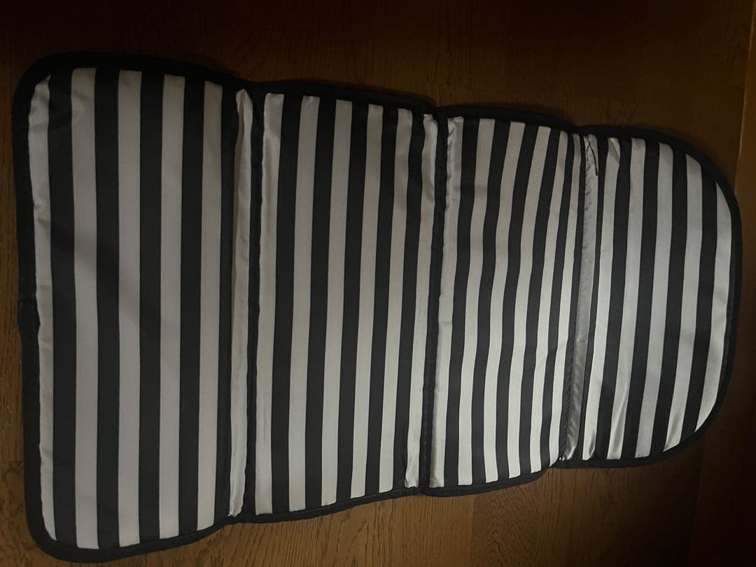 agnès b. マザーズバッグ＋オムツ替えマット付