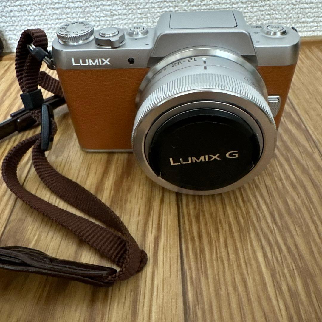 Panasonic LUMIX G ミラーレスカメラ ブラウン GF7W