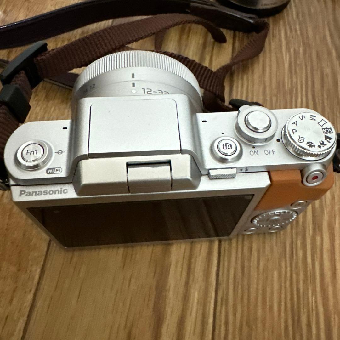 Panasonic LUMIX G ミラーレスカメラ ブラウン GF7W