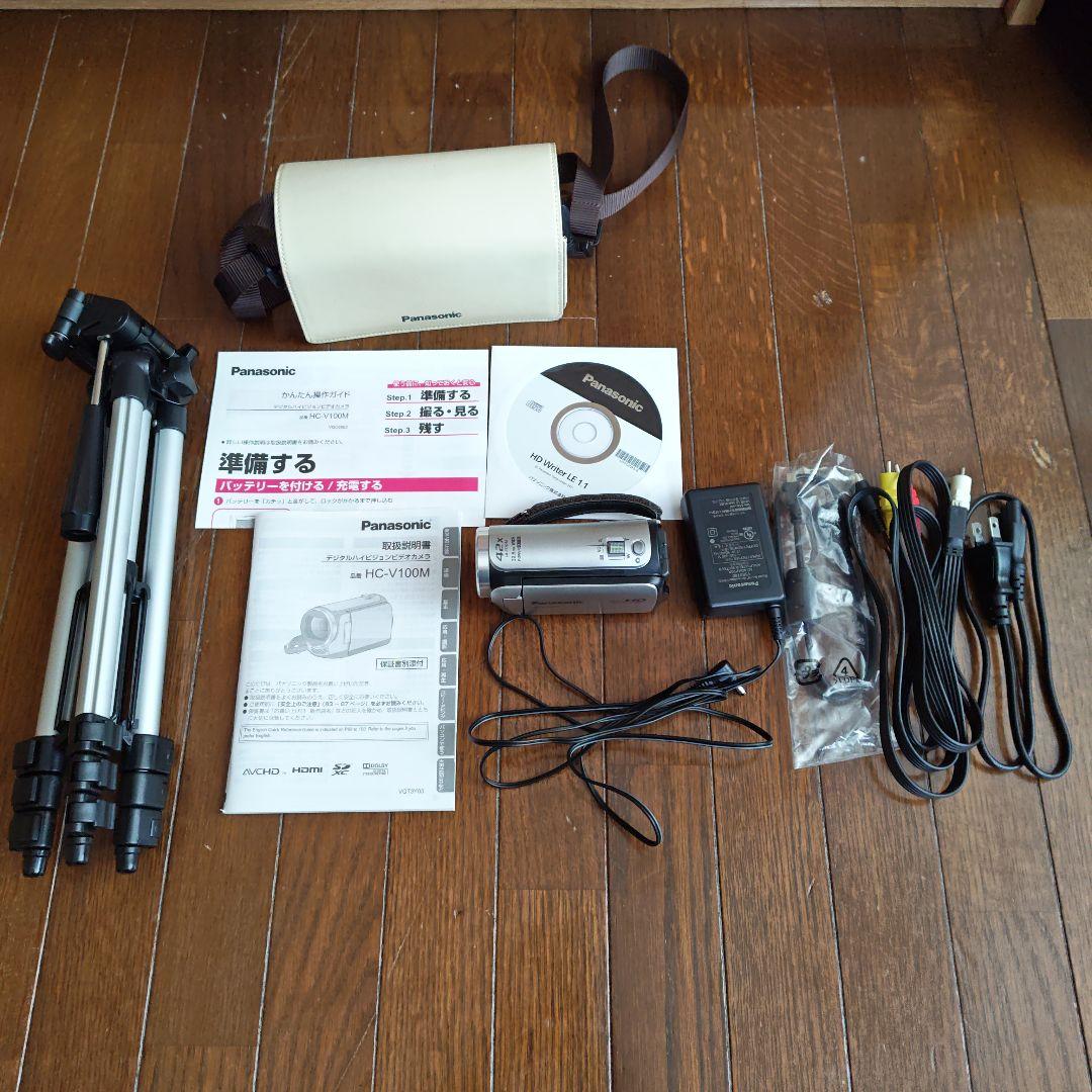 ☆Panasonic HC-V100M ビデオカメラ 本体等＋三脚☆