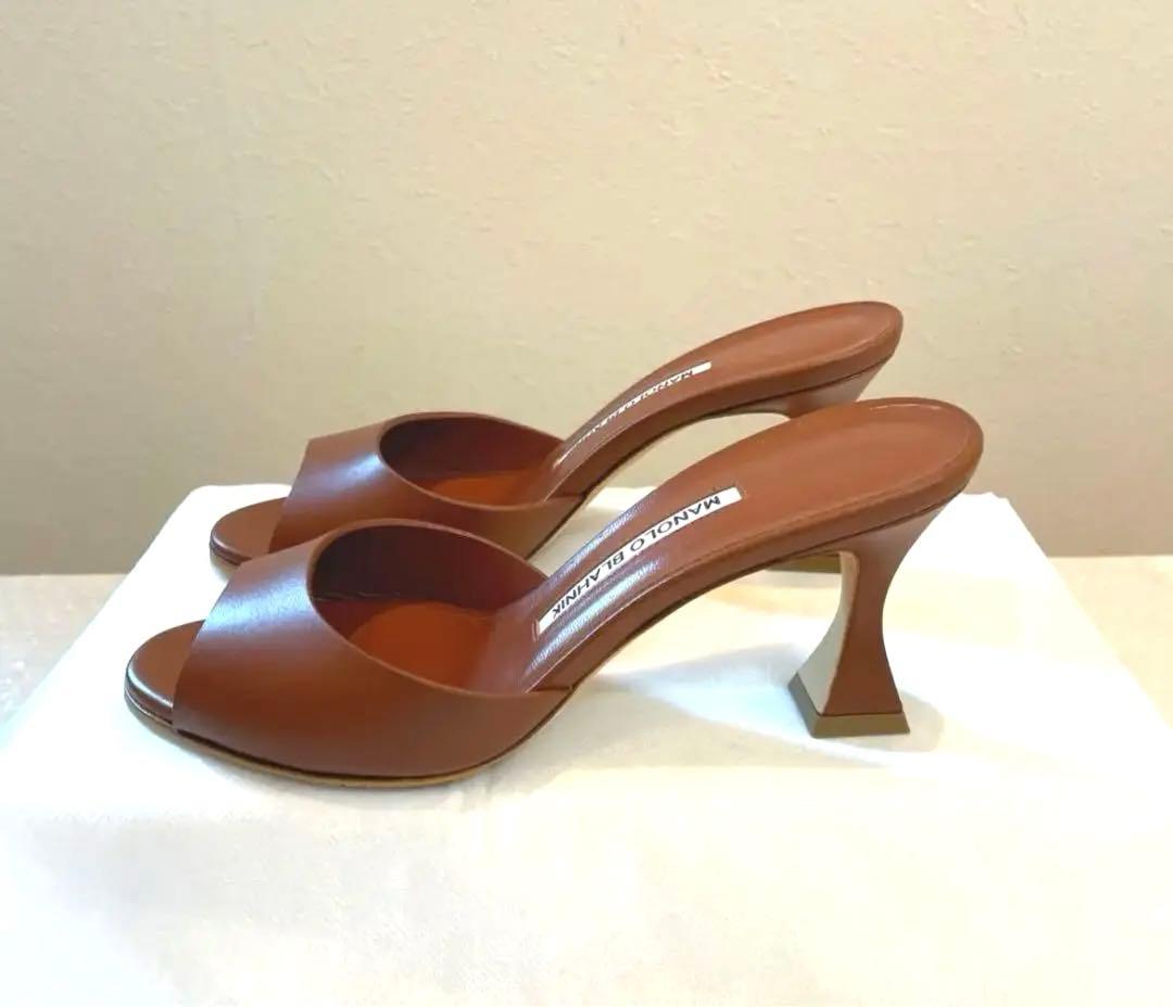 MANOLO BLAHNIK［未使用］希少 JADARONA ブラウンミュール