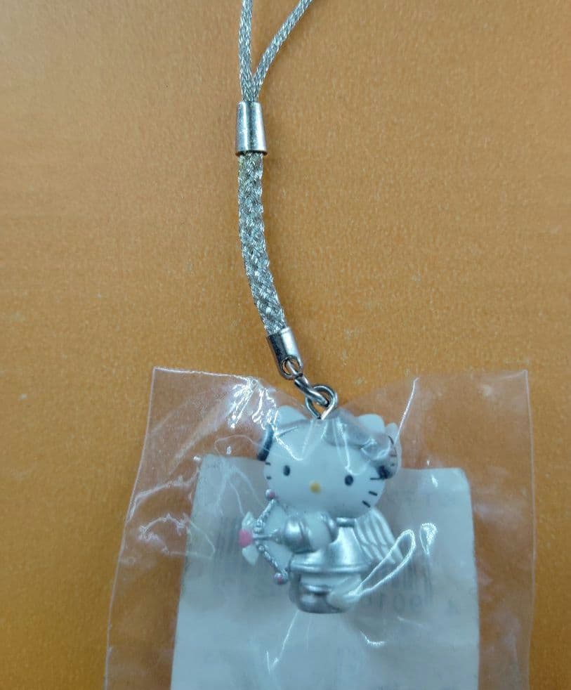 ウィングキティ　根付　ストラップ　銀　シルバー　エンジェル　キティ　ミレニアム