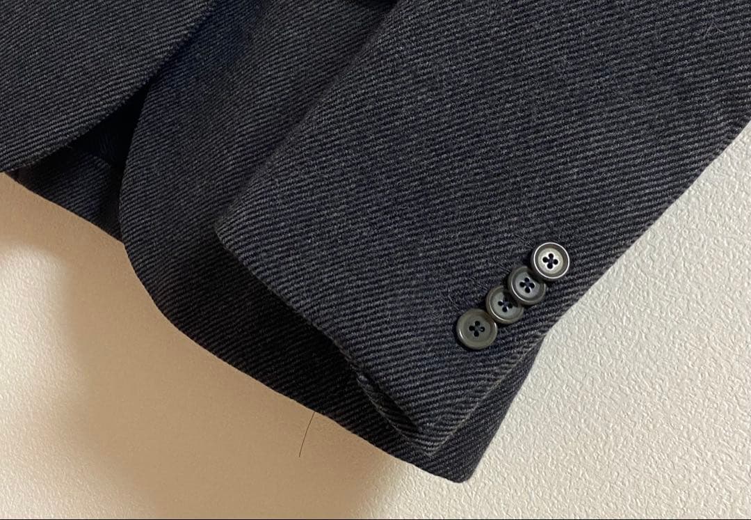 デ・ペトリロ Tagria46 Drop7 イタリア製　ダークグレースーツ