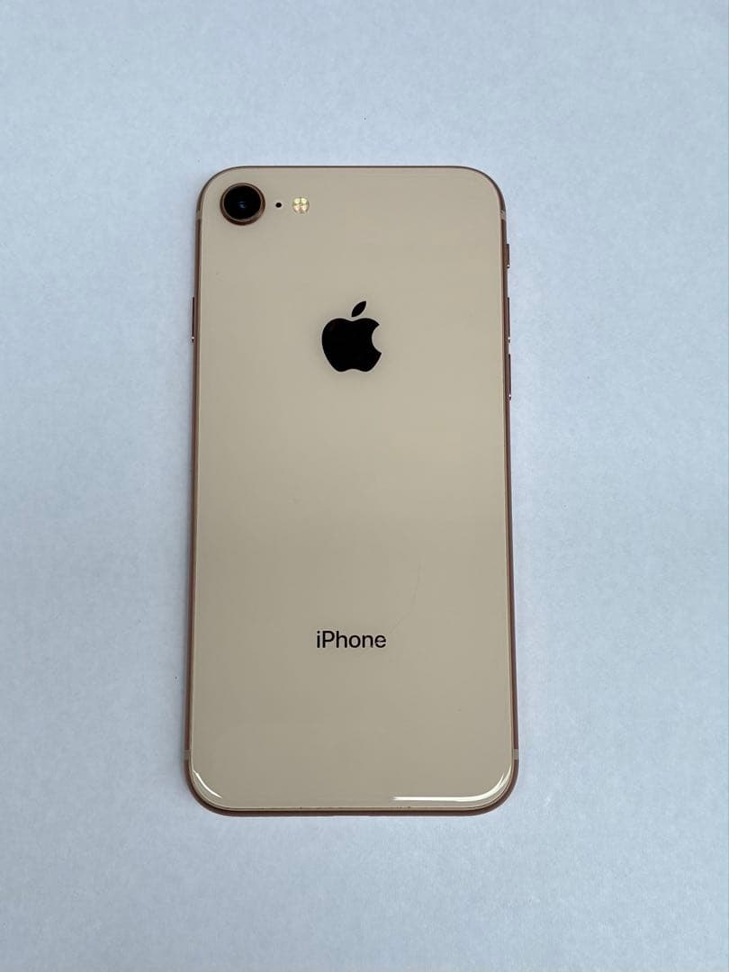 S*）様 iPhone 8 ゴールド 64GB