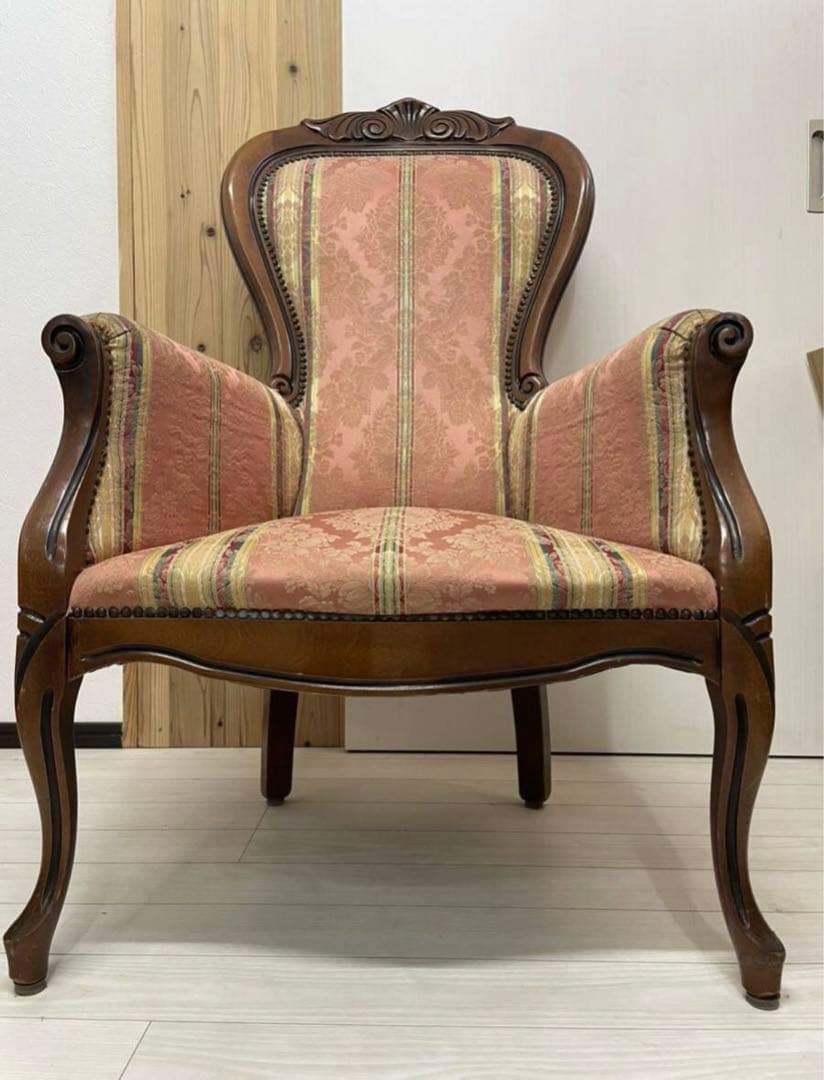 ロココ様式　木製花柄アームチェア　一人掛けソファー　猫脚　シングルソファ　姫家具