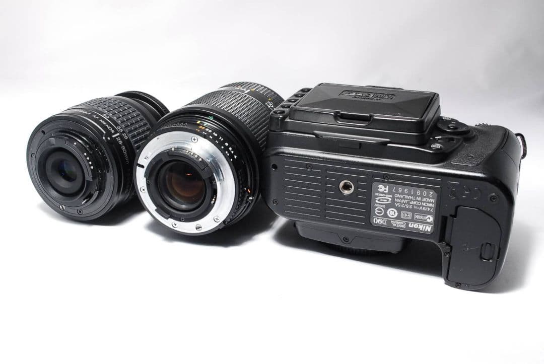 ♥Nikon D90♥ ボディAF搭載 標準＆望遠Wレンズ 初心者おすすめ