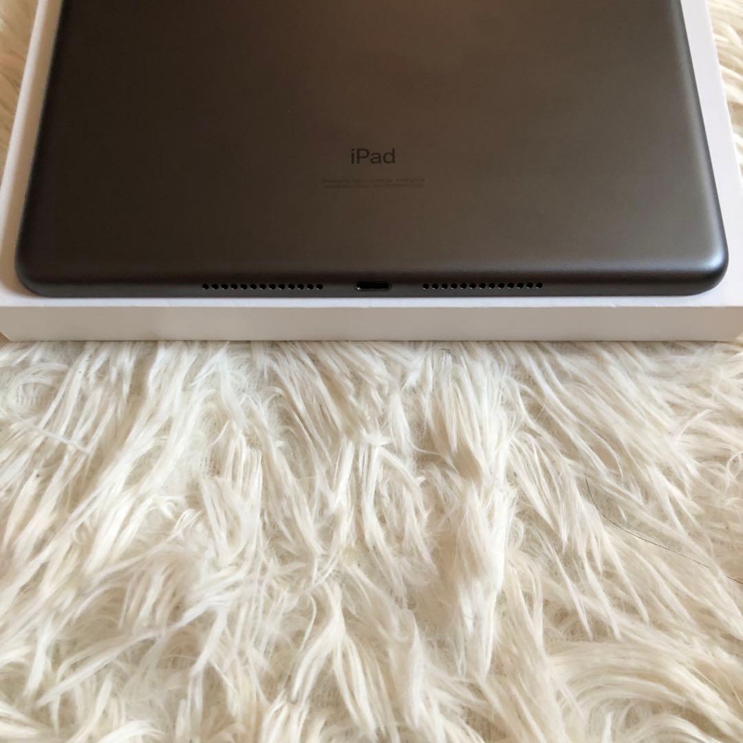 【即購入OK】iPad 第8世代 セルラーモデル【極美品】 #72【付属品】
