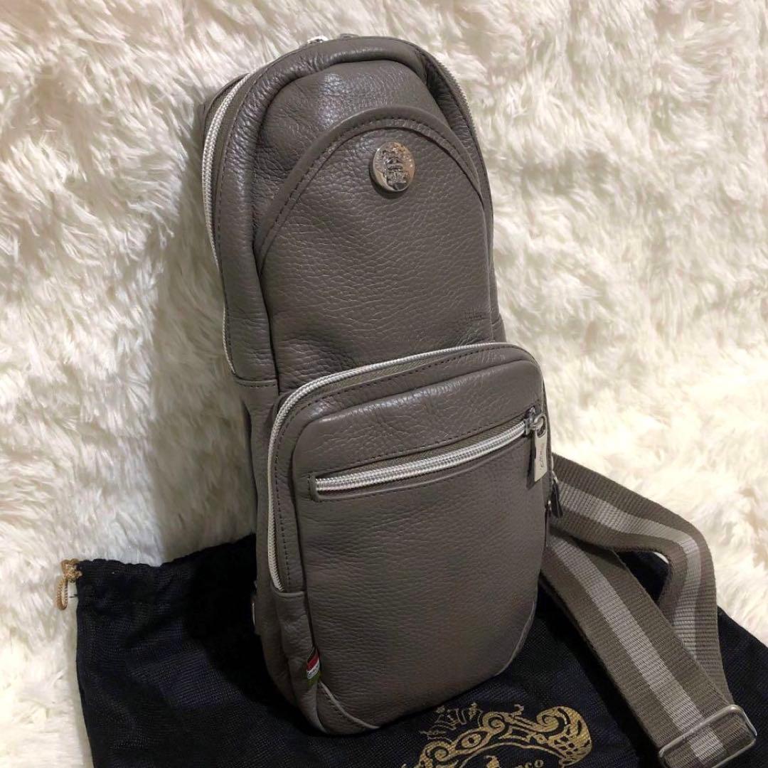 現行·未使用✨オロビアンコ　レザー ボディバッグ ムッカ メンズ