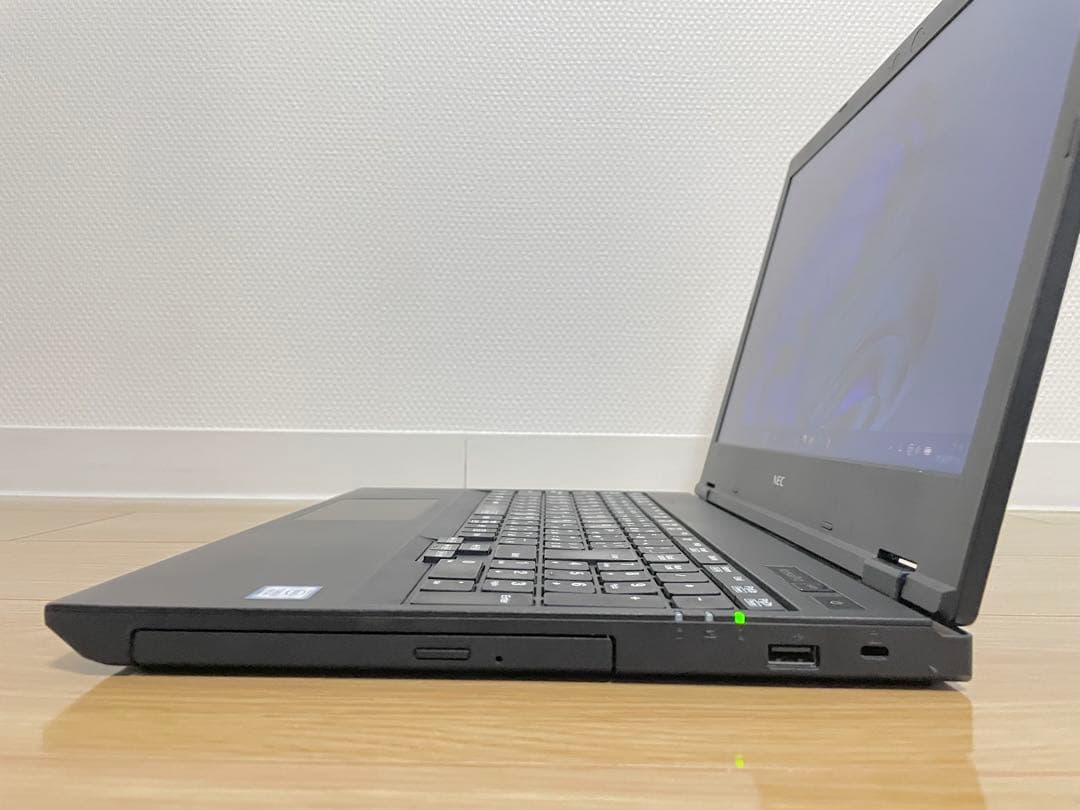 Windowsノート本体 NEC VersaPro Core i5-8365U SSD256GB