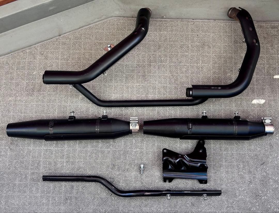 xl883n 純正マフラー 純正エキパイ　2017年式