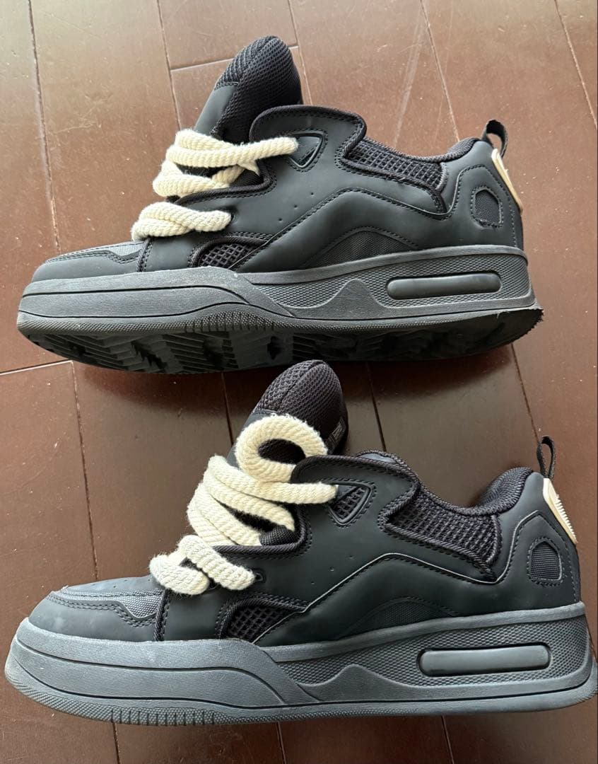 スケートロープスニーカー