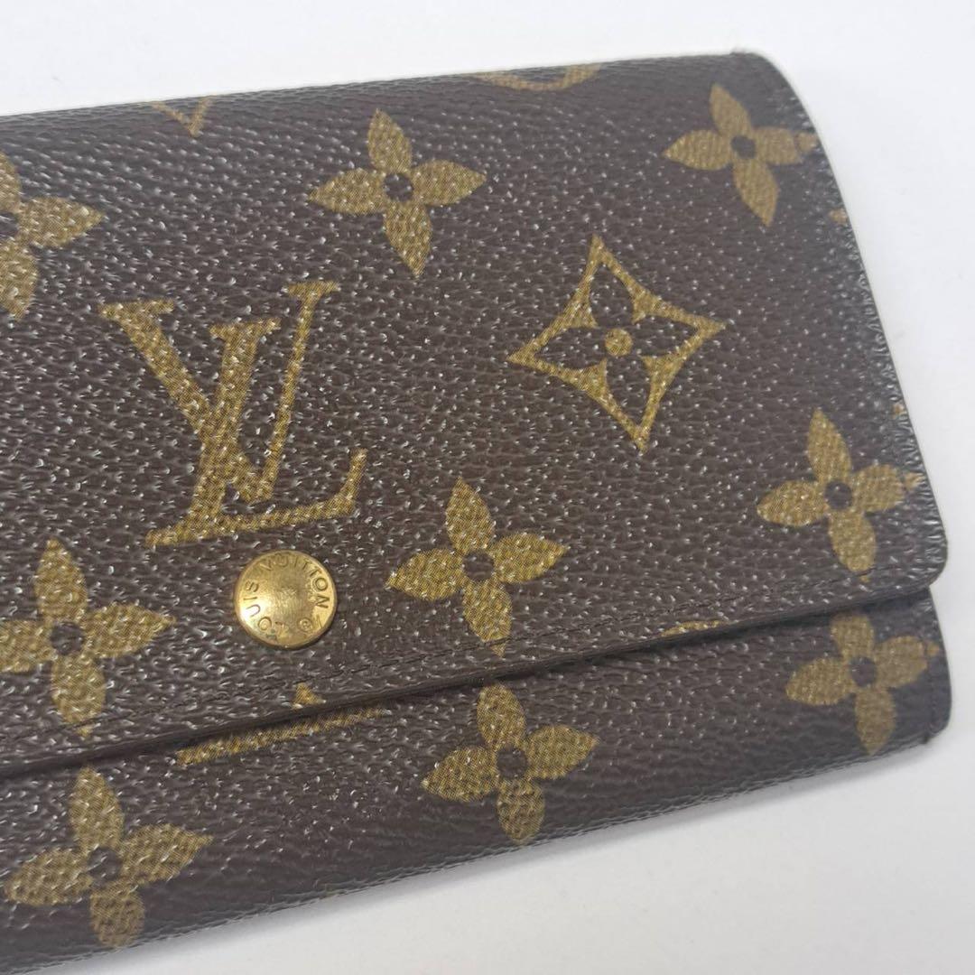 EK305 LOUIS VUITTON モノグラム　ポルトモネジップコンパクト