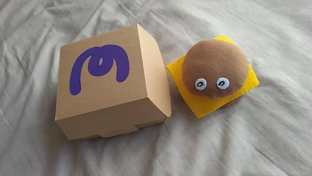 k*i様 Yuri Hasegawa 長谷川有里 チーズバーガー　人形　ぬいぐる