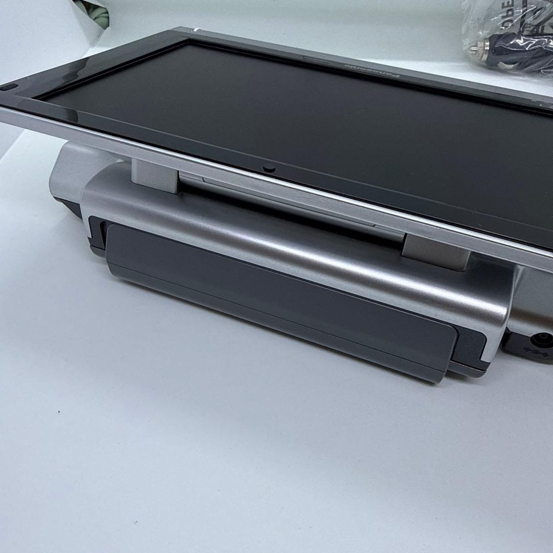 中古)DMP-B100 6.9inchi ポータブルブルーレイディスクプレイヤー