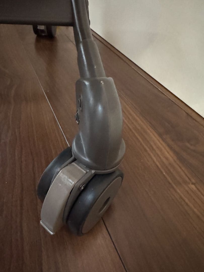 Combi ネムリラ　AUTO SWING BEDi EGシリーズ