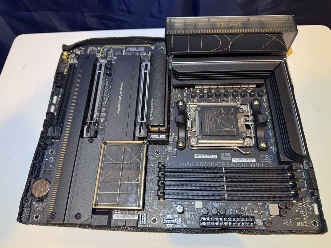 中古 ASUS ProArt X870E-CREATOR WIFI マザーボード