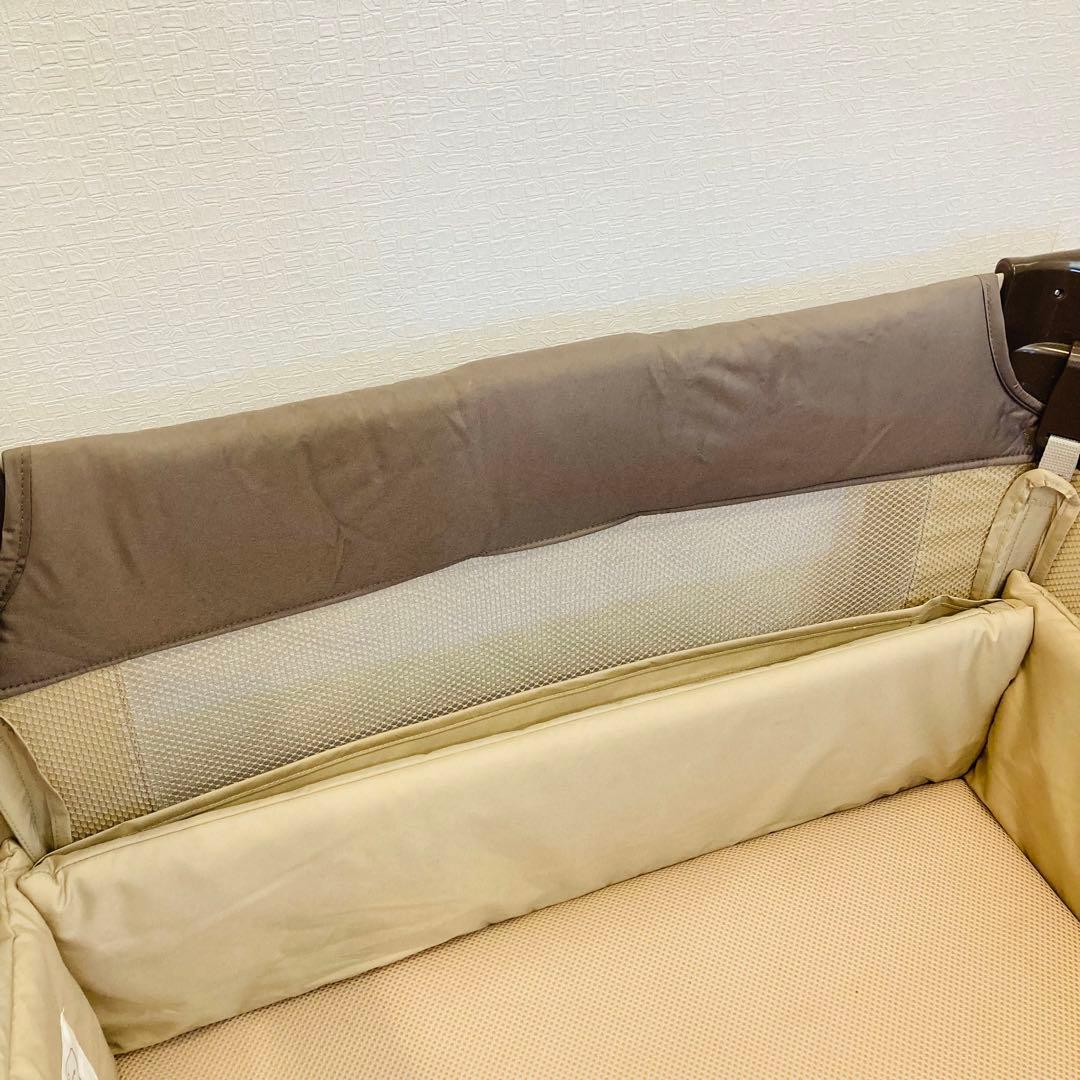 アップリカ　ココネルエアー　ココアブラウン　aprica ベビーベッド