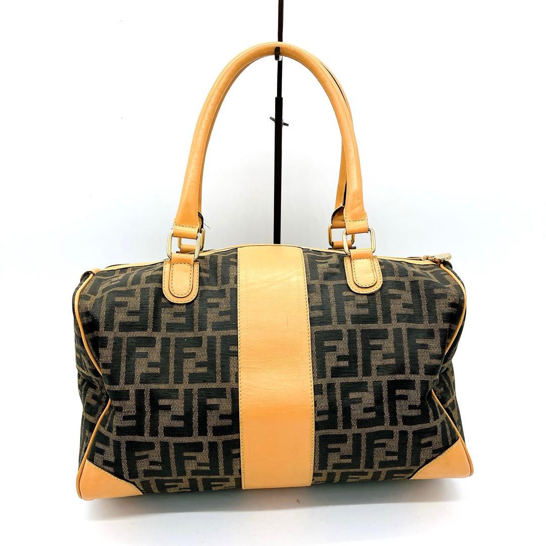 【FENDI】ハンドバッグ　ブラウン　ズッカ柄　キャンバス　ゴールド金具　ロゴ