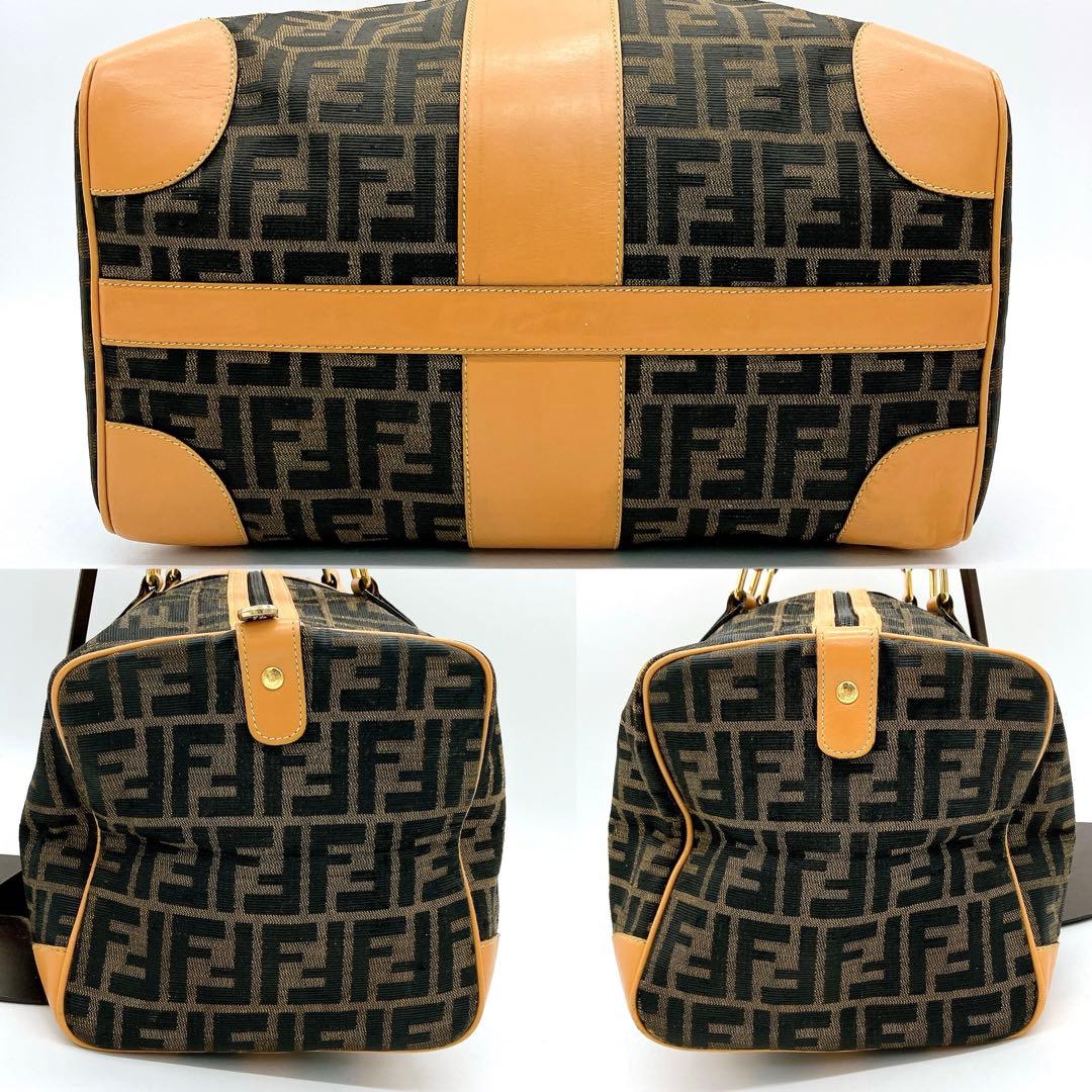 【FENDI】ハンドバッグ　ブラウン　ズッカ柄　キャンバス　ゴールド金具　ロゴ