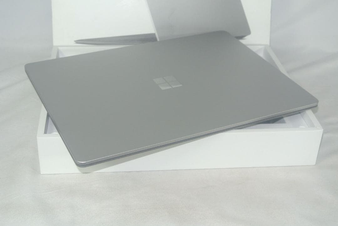SurfaceLaptop5 R2I-00020(R1S-00020の展示モデル