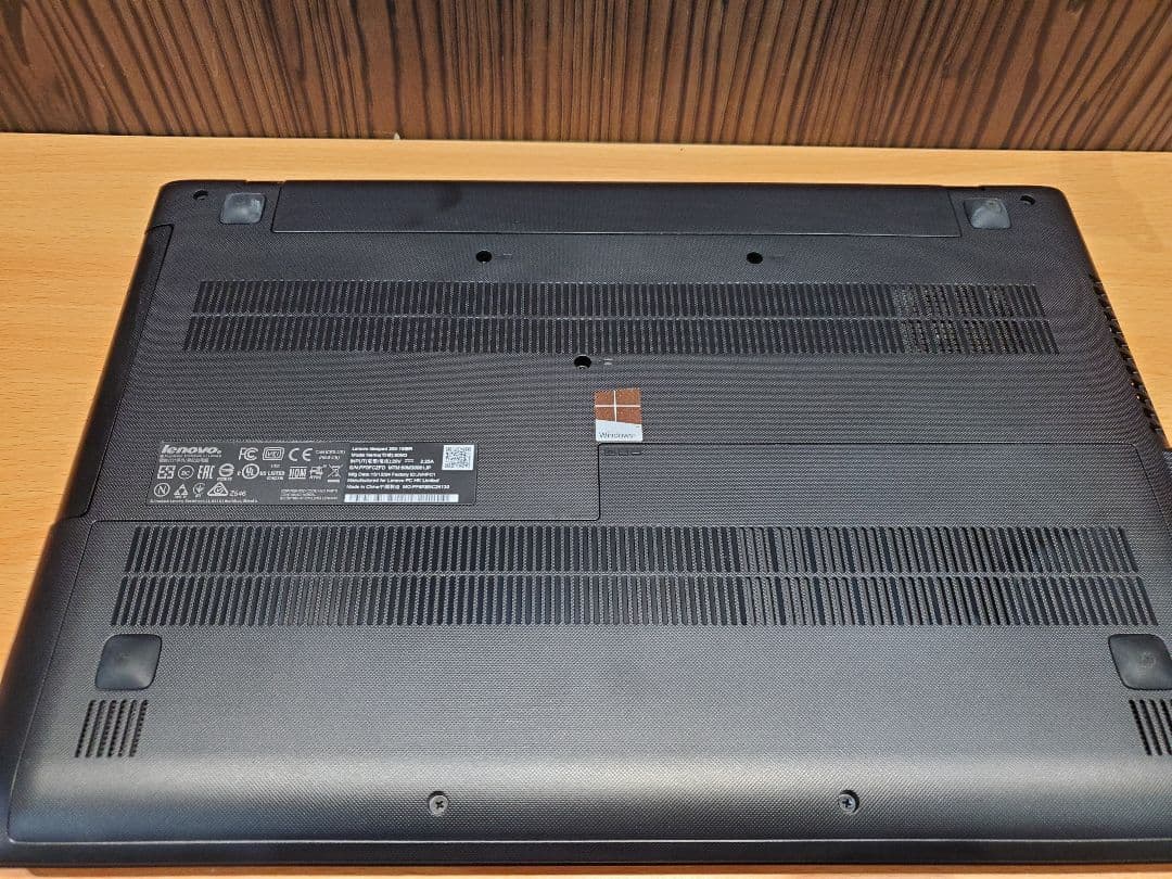 Lenovo ideapad 300-15IBR ノートPC