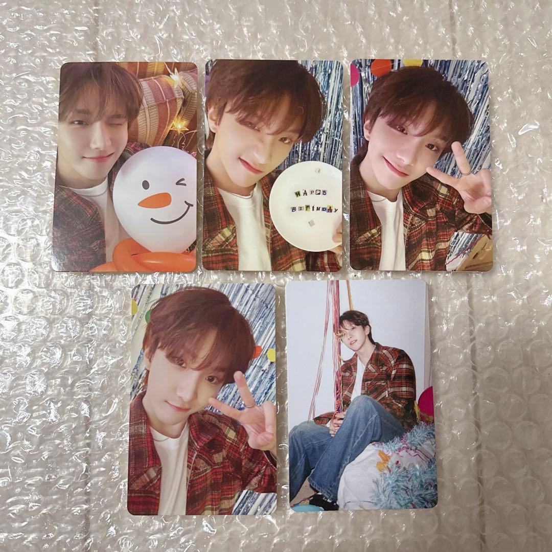 ウナク センイル 誕生日 トレカ フォトカードスタンド フォトカードケース 新品