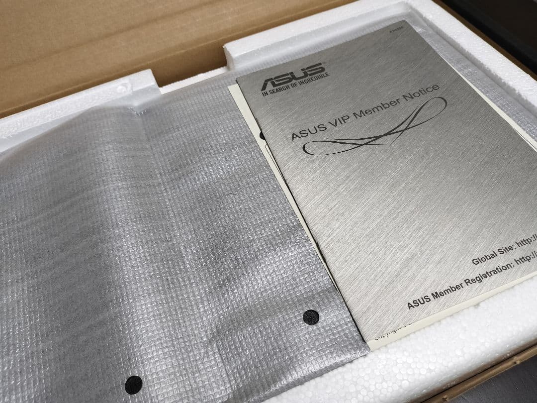 ASUS ZenScreen MB16ACE モバイルモニター 15.6インチ