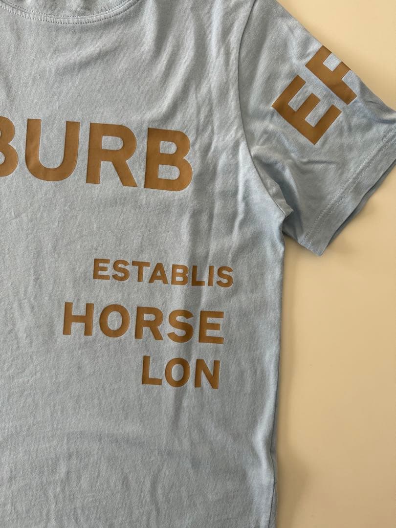 ★美品　バーバリー　Tシャツ　サイズ140