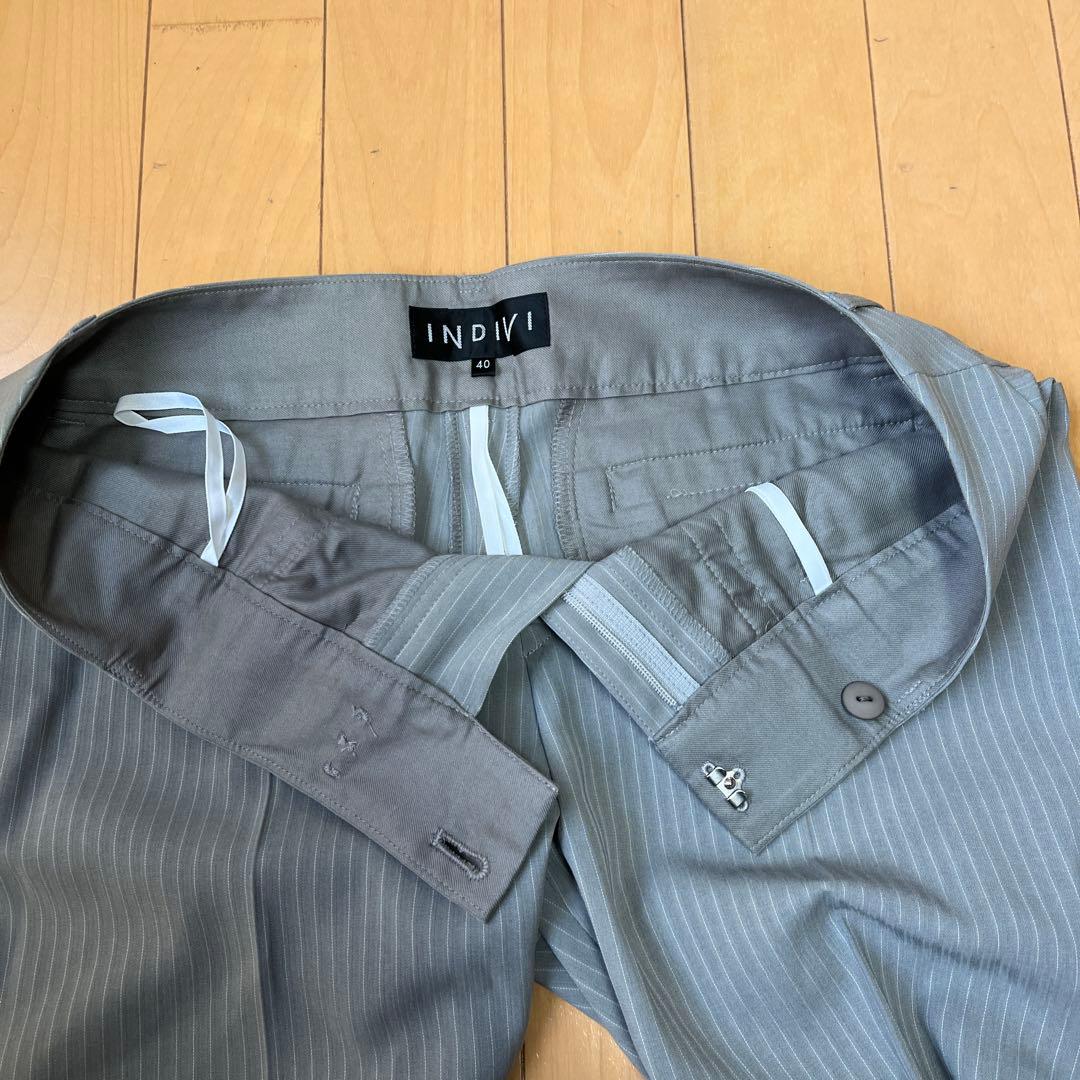 新品　インディビ　パンツスーツ上下　手洗い可　40L 　タグ付き