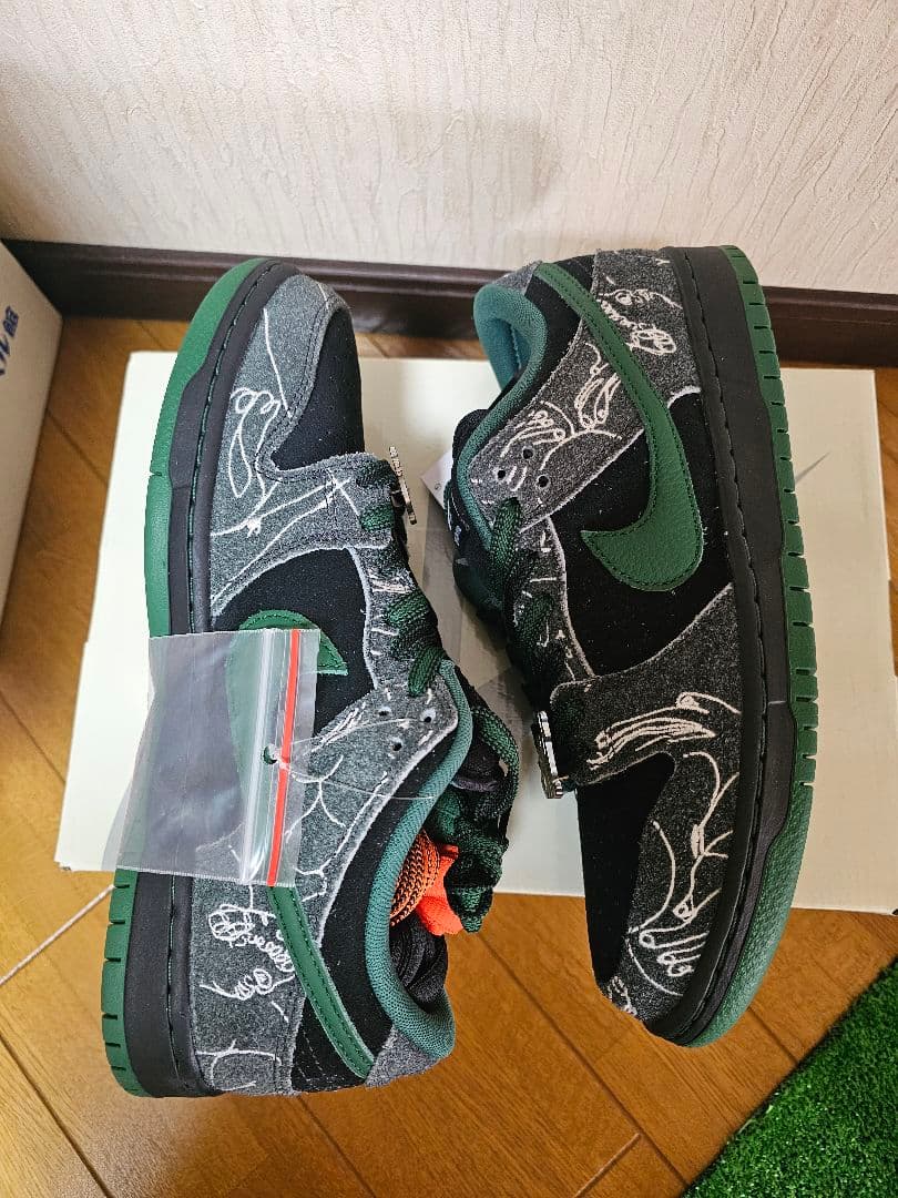 の*み様 【新品未使用】There × Nike SB Dunk Low Pro