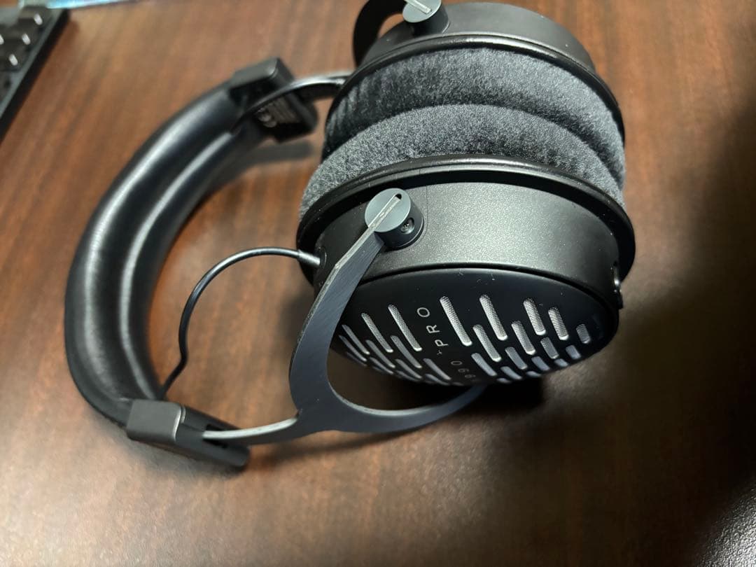 [美品] beyerdynamic DT1990PROモニターヘッドホン