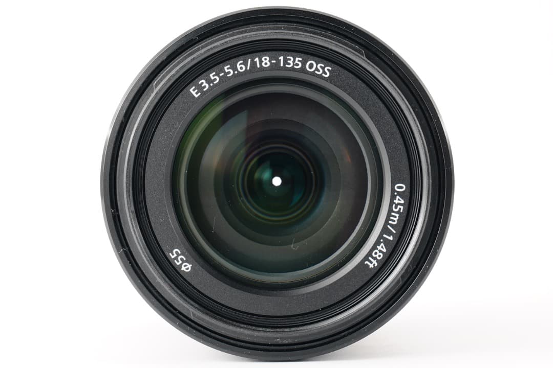 【ほぼ新品】SONY 高倍率ズーム SEL18135 フードキャップ付き