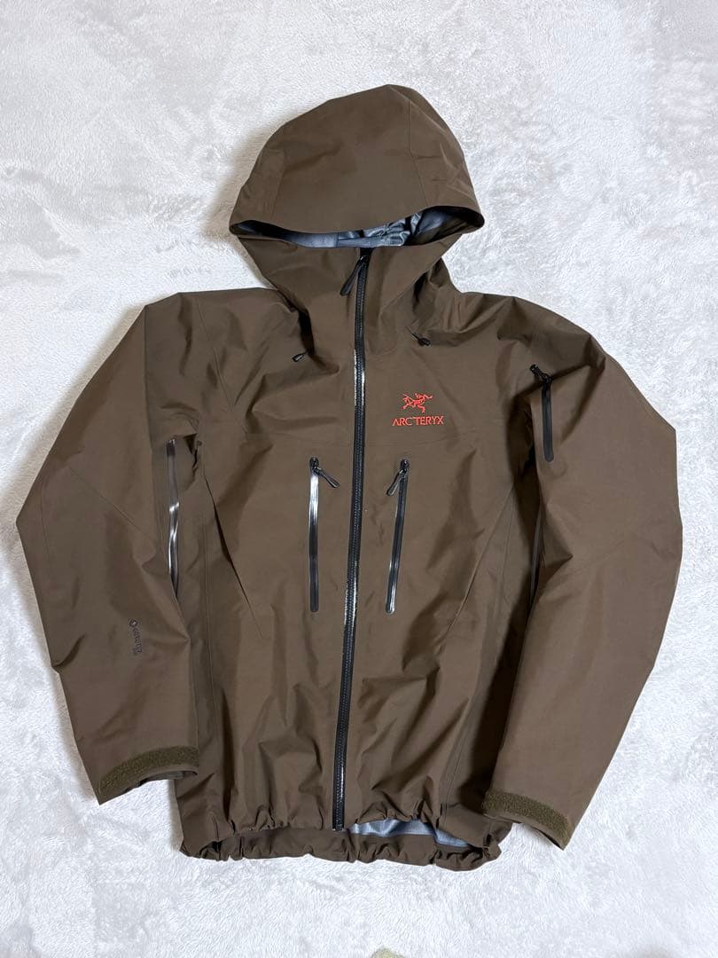 ジャケット・アウター arc'teryx alpha sv jacket
