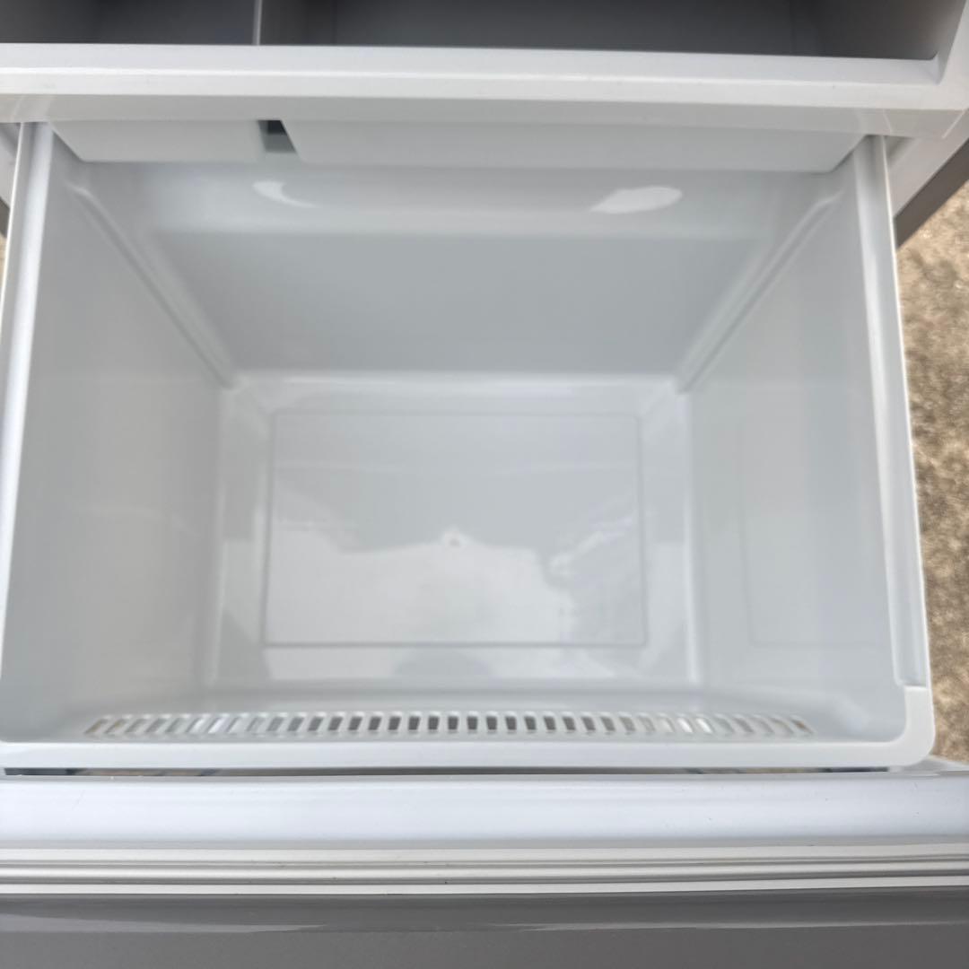 AQUA 2020年製　冷蔵庫　201L AQR-20J