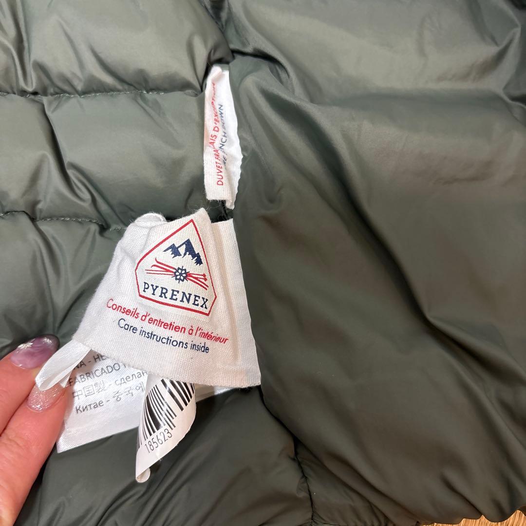 ピレネックス　38サイズ軽量ダウンジャケット オリーブグリーン 収納袋付き