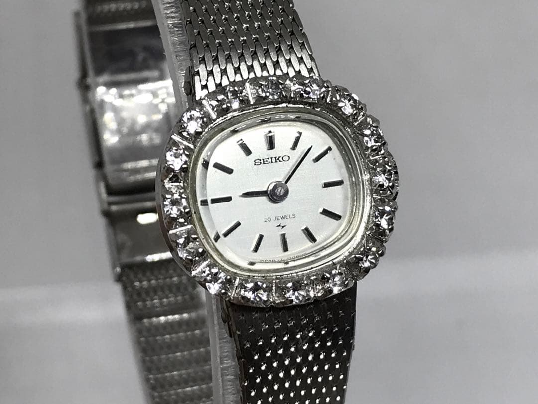 ヒ*ト様 セイコー・レディース・２０JEWELS・手巻き
