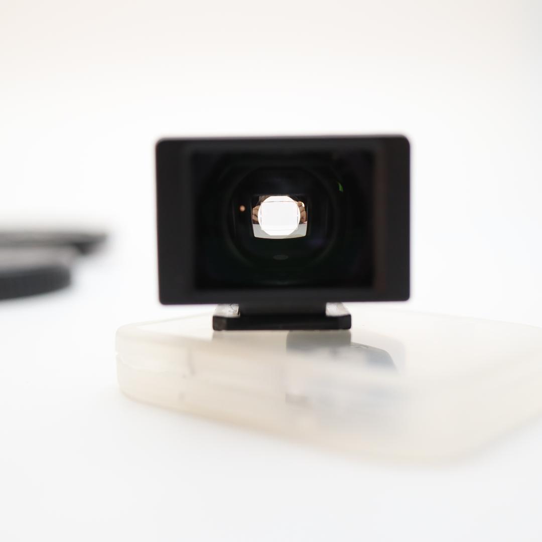 OLYMPUS PEN E-P1 TWO LENS KIT　２レンズキット　白