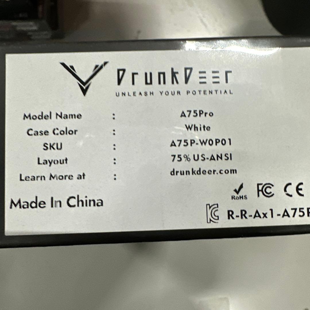 ゲーミングキーボード　Drunk Deer A75pro ホワイト