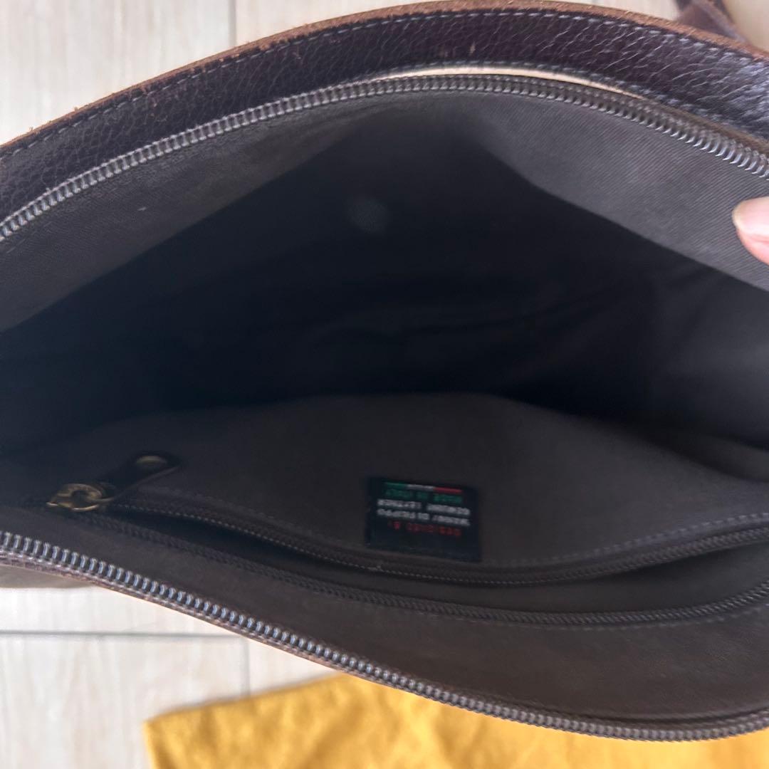 希少・美品｜IL BISONTE イルビゾンテ レザーショルダーバッグ 即購入可